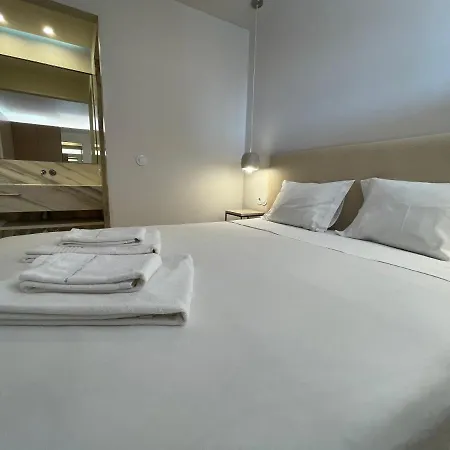 Apartment Beautiful Over Bolhao Market